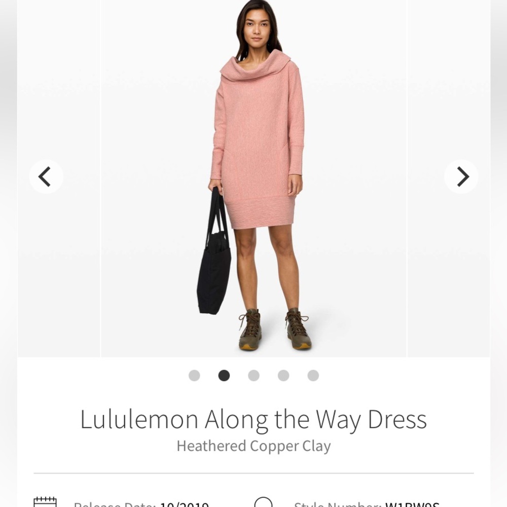 Lululemon Along the way‎ dress. Worn twice. 148 retail